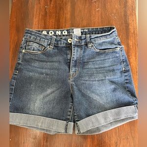S.O.N.G High Rise Curvy Jean Shorts